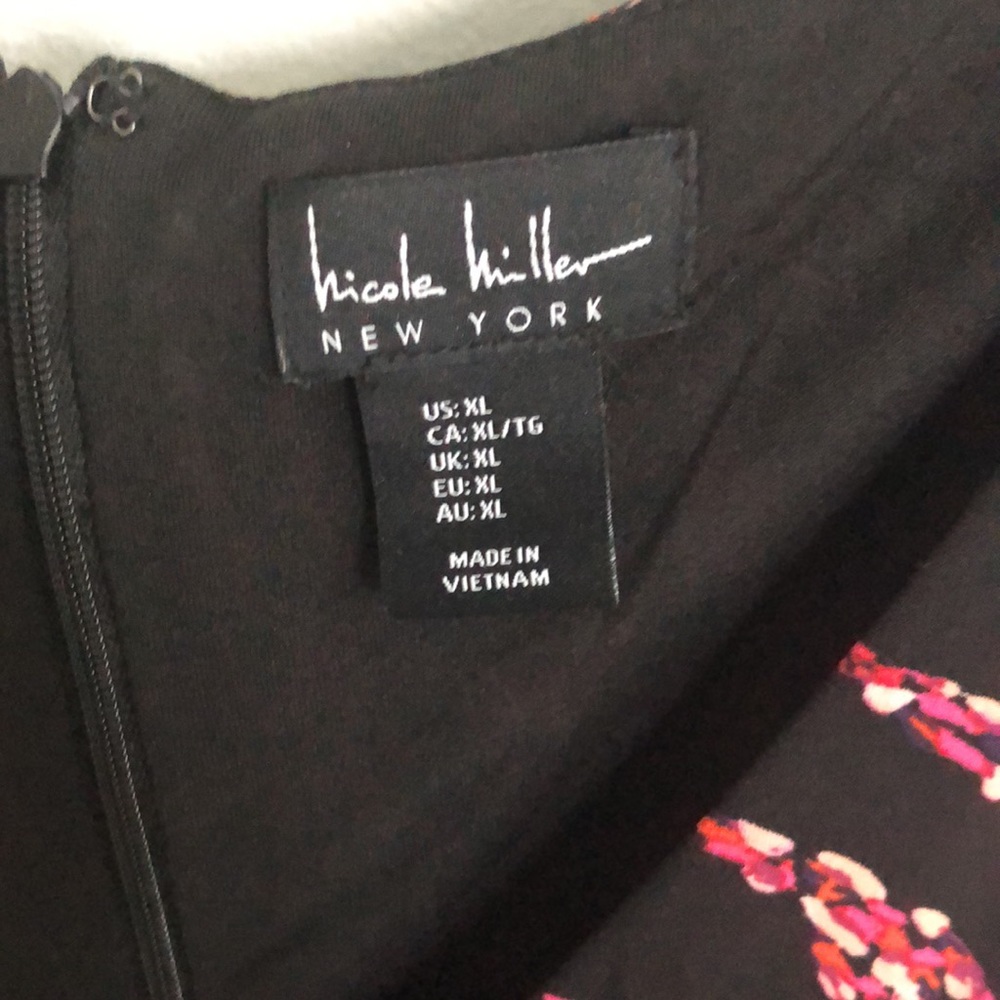 Nicole Miller romper - Picture 5 of 5